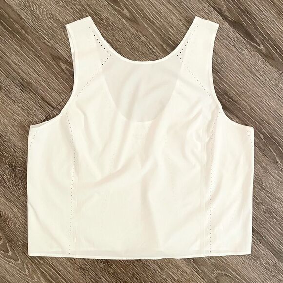 Athleta Tops - Athleta terra crop tank